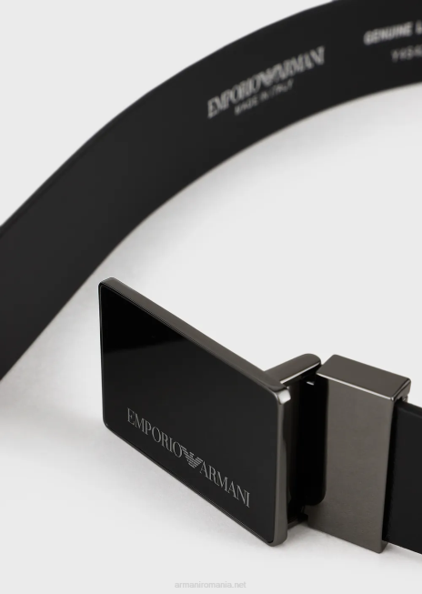 bărbați R802G2012 curea din piele pietrișată cu placă Armani negru