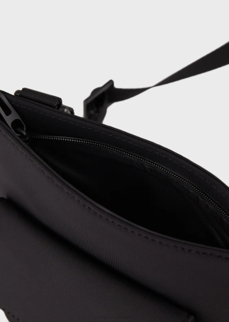 bărbați R802G2211 carcasă tehnică din nailon impermeabilă travel essentials Armani negru adânc