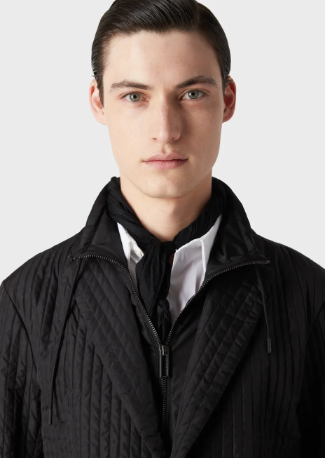 bărbați R802G1014 blazer matlasat din nailon reciclat hidrofug, cu panou interior detasabil Armani negru