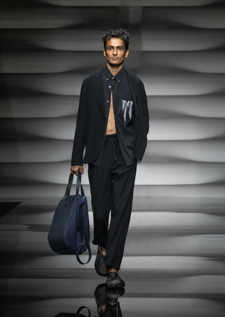 bărbați R802G1060 cămașă cu mânecă scurtă, cu nasturi, din piele de piersică modal Armani negru