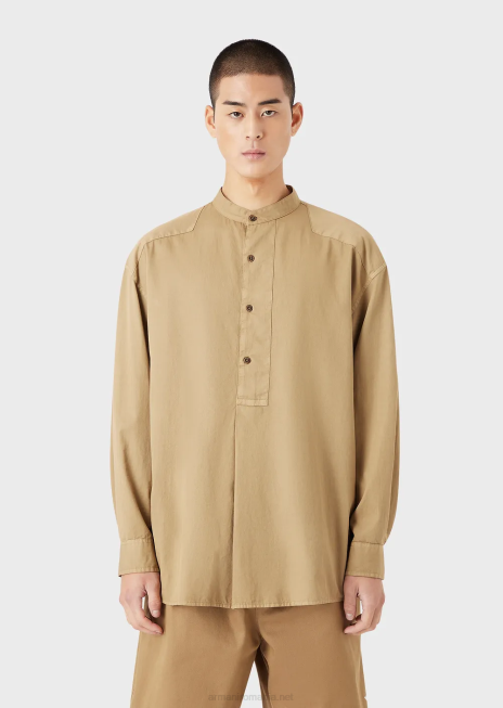 bărbați R802G1078 colecție durabilă cămașă din muselină organică vopsită în haine, cu guler guru Armani maro