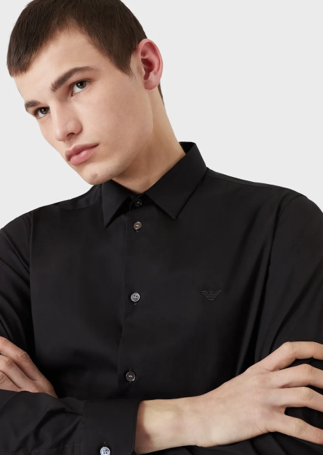 bărbați R802G1100 cămașă elastică din amestec de nailon cu vultur brodat Armani negru