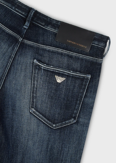 bărbați R802G1158 Blugi j06 slim-fit, rupti din denim închis Armani albastru mediu