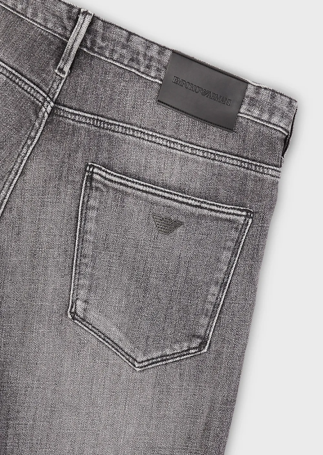 bărbați R802G1160 blugi j06 slim-fit din denim organic Armani gri