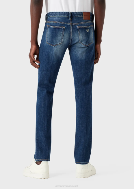 bărbați R802G1164 Blugi j75 slim-fit, cu aspect uzat, din denim organic Armani albastru