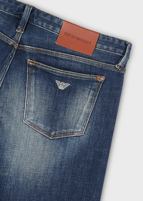 bărbați R802G1165 Blugi j75 slim-fit, cu aspect uzat, din denim organic Armani albastru mediu