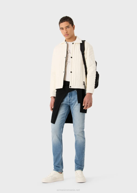 bărbați R802G1166 Blugi din denim decolorat j75 slim-fit cu aspect vintage Armani albastru deschis