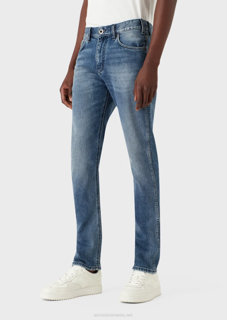 bărbați R802G1173 Blugi j16 slim-fit, spălați cu pietre, cu aspect vintage, din denim Armani albastru mediu