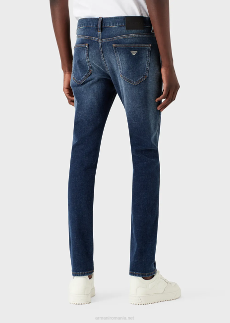 bărbați R802G1175 Blugi din denim j16 slim-fit, cu aspect vintage Armani albastru mediu