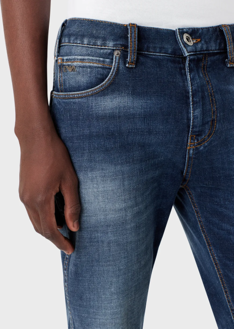 bărbați R802G1175 Blugi din denim j16 slim-fit, cu aspect vintage Armani albastru mediu