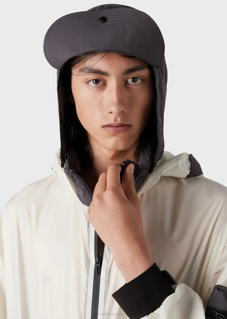 bărbați R802G1306 bluză cu glugă din nailon ripstop, travel essentials, cu o senzație clară Armani alb