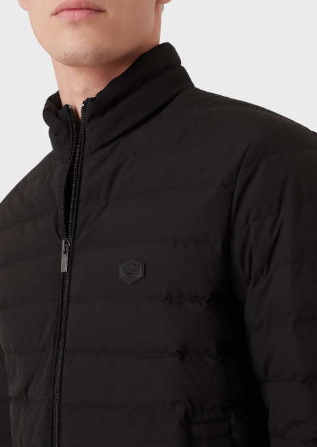 bărbați R802G1331 jachetă din puf de nailon matlasată Armani negru