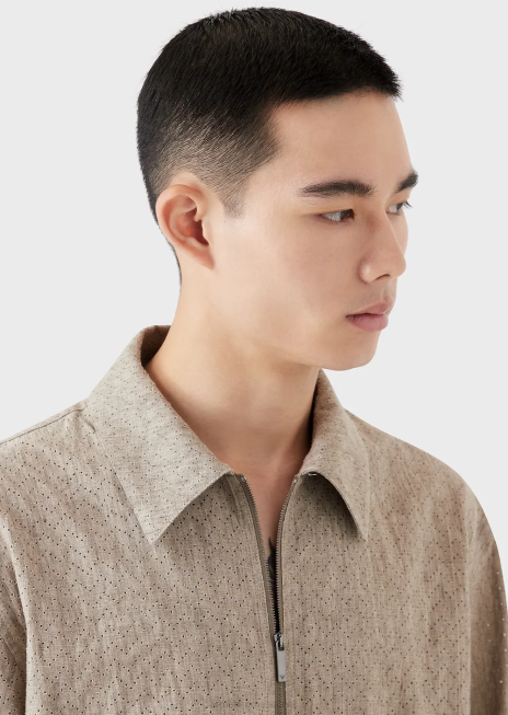 bărbați R802G1337 bluză din in îmbrăcat cu fermoar, cu motiv chevron ajurat Armani bej