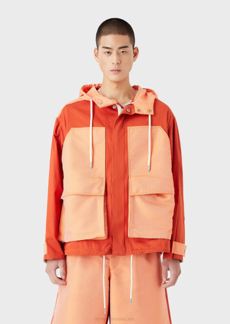 bărbați R802G1351 colecție durabilă din twill organic și bluză cu glugă ripstop reciclată Armani roșu