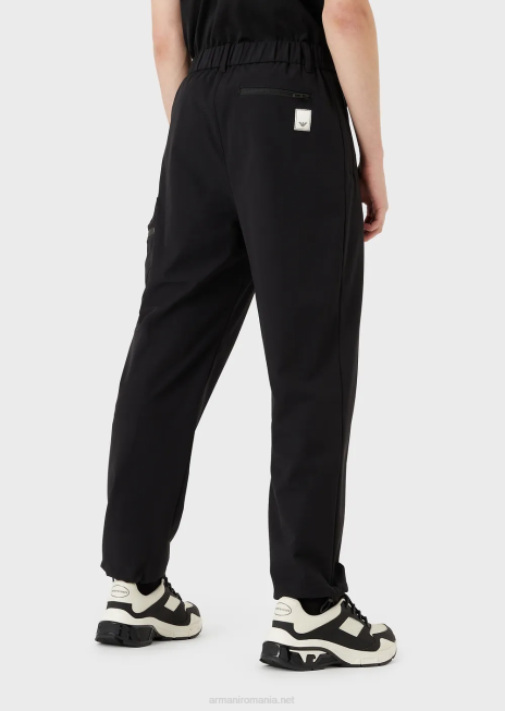 bărbați R802G1386 pantaloni din nailon tehnic, hidrofugă, elastic pentru călătorii Armani negru
