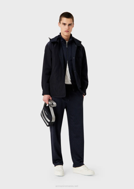 bărbați R802G1399 pantaloni din jerseu cu șnur cu vultur stilizat jacquard în relief Armani albastru marin