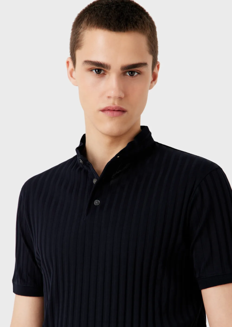 bărbați R802G1546 Tricou polo din tricou cu guler guru, cu motiv jacquard pe tot suprafata Armani albastru marin