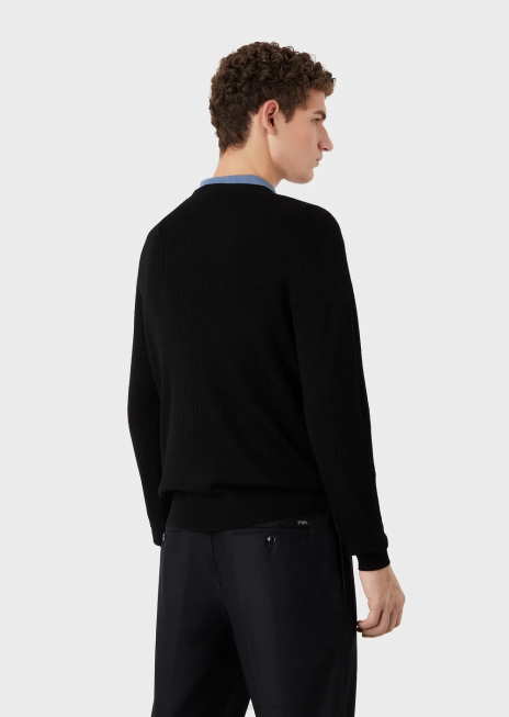 bărbați R802G1245 Pulover din pură lână virgină cu motiv jacquard geometric Armani negru