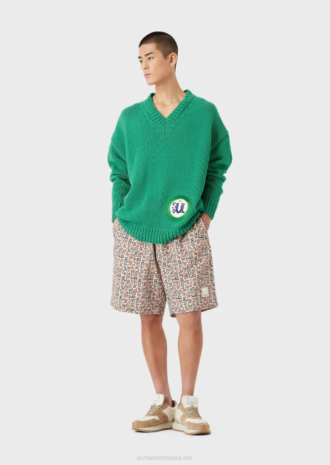 bărbați R802G1259 Pulover supradimensionat din amestec de bumbac reciclat, cu decolteu în V, cu plasture Armani verde