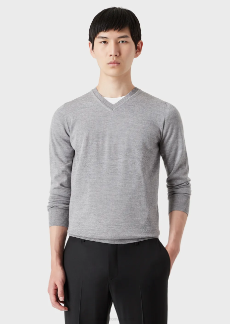 bărbați R802G1267 pulover cu decolteu în V din lână virgină Armani gri deschis