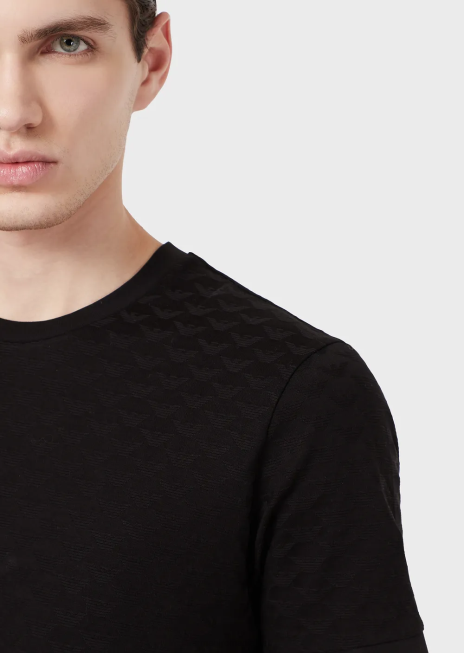 bărbați R802G1741 tricou din jerseu mercersied cu vultur jacquard peste tot Armani negru