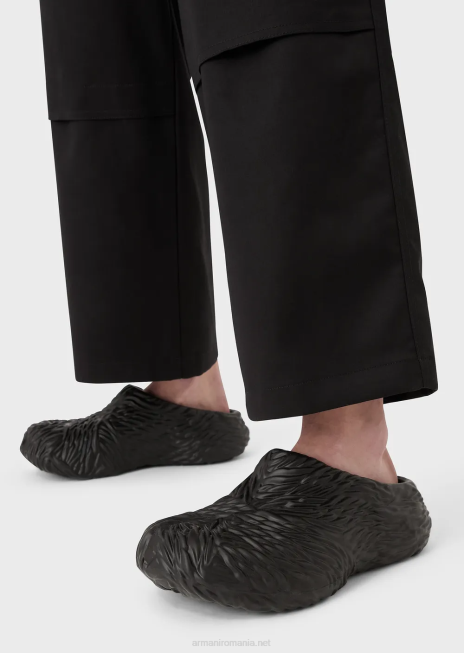 bărbați R802G1860 catâri de cauciuc cu design ondulat Armani negru