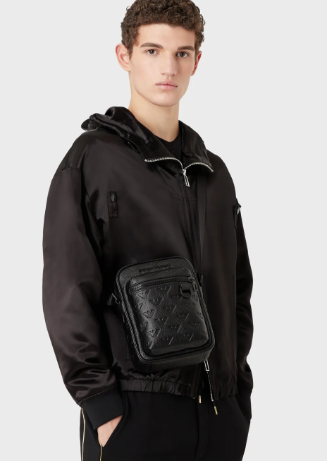 bărbați R802G1977 geantă crossbody din piele cu vultur în relief Armani negru