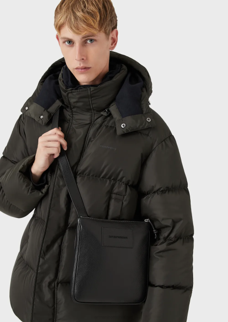 bărbați R802G1985 geantă de umăr din piele plată Armani negru