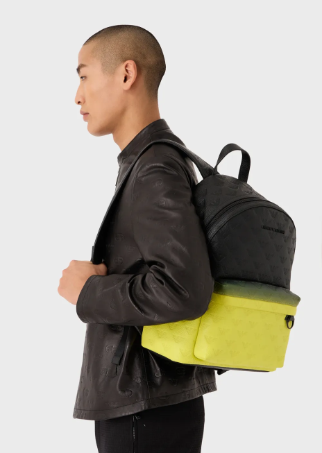 bărbați R802G1953 rucsac din piele degradată cu vultur în relief Armani model