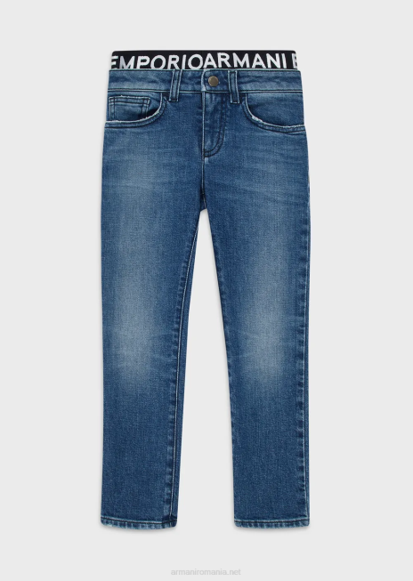 băiat R802G2461 Blugi j17 din denim cu inserție de logo în talie Armani albastru marin
