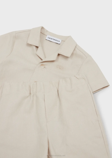 băiat R802G2696 set compus din pantaloni scurți și cămașă din amestec de in Armani bej