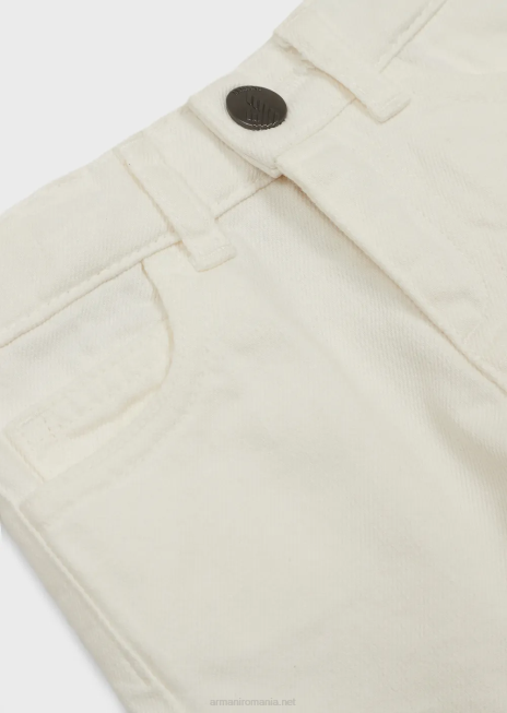 băiat R802G2701 pantaloni scurți de taur vopsiți în haine Armani alb