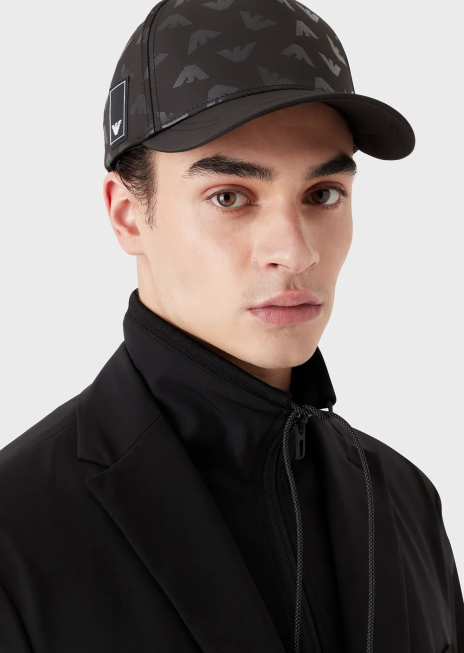 femei R802G769 șapcă de baseball de călătorie Armani negru