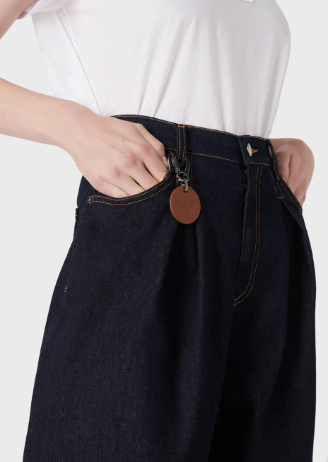 femei R802G2759 Blugi j97 cu pliuri godet din denim moale confortabil Armani albastru inchis