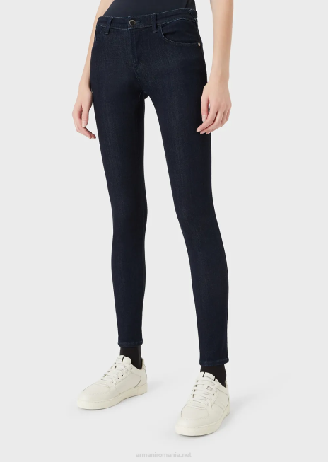 femei R802G2775 Blugi j28 cu talie medie, super skinny, din denim din amestec de viscoză Armani denim