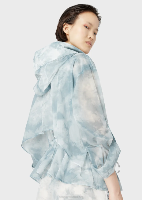 femei R802G241 Bluzon cu glugă, cu fermoar, din nailon cu imprimeu degradat cu efect de cer Armani model