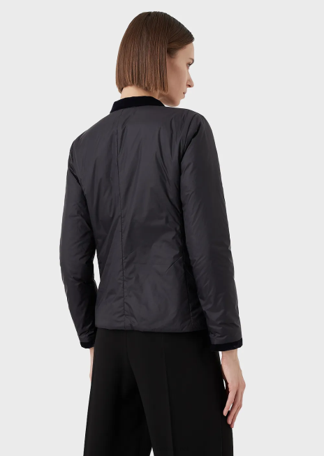 femei R802G246 jachetă reversibilă din nailon cu guler guru Armani albastru marin