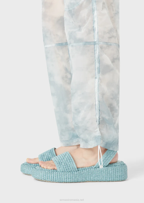 femei R802G268 pantaloni cargo din nailon cu imprimeu degradat cu efect de cer Armani model