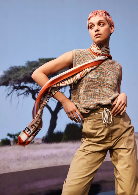 femei R802G323 colecție sustenabilă pantaloni organici ripstop cu șnur 7/8 Armani caramello