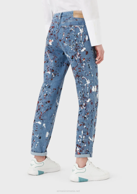 femei R802G402 Blugi j15 din denim cu talie medie, decupați, relaxați, cu aspect vintage, cu pete multicolore Armani multicolor