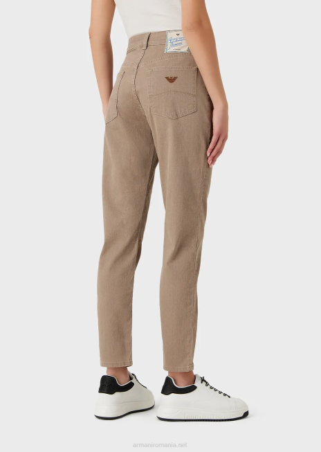 femei R802G403 Blugi j36 cu talie medie, drepte, din denim organic vopsit natural Armani bej