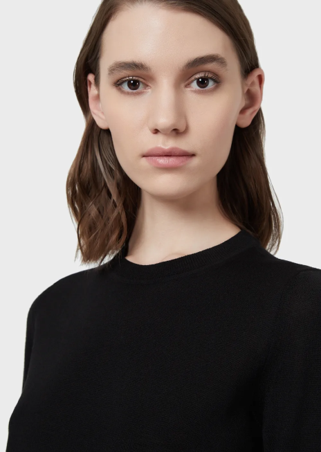 femei R802G217 pulover cu gâtul turn din pură lână virgină Armani negru