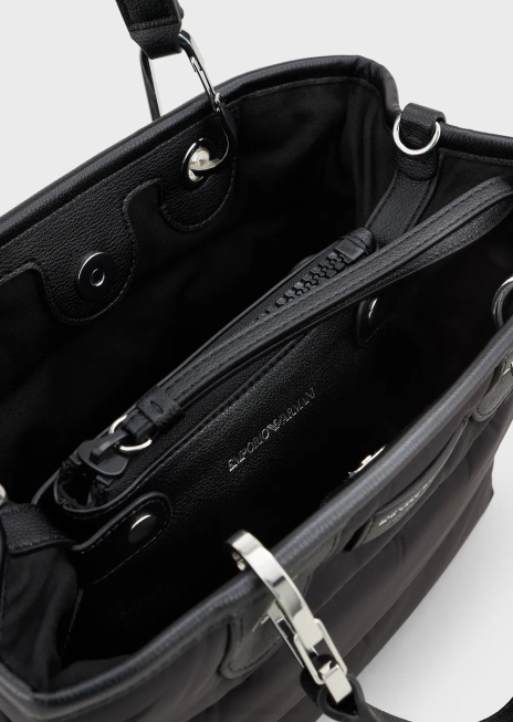 femei R802G670 geantă shopper mică myea din nailon matlasat, reciclat Armani negru