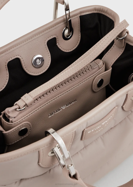 femei R802G671 geantă shopper mică myea din nailon matlasat, reciclat Armani bej