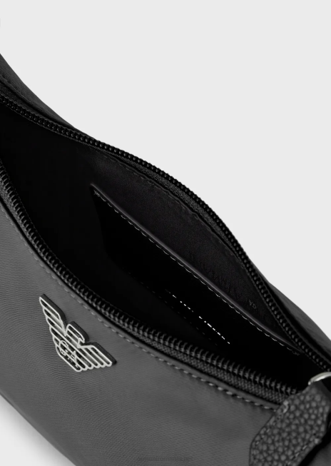 femei R802G591 geantă baghetă din nailon reciclat pentru călătorii Armani negru