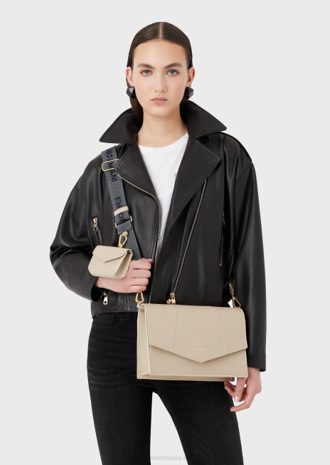 femei R802G611 Geantă de umăr din piele de căprioară imprimată cu suport pentru carduri Armani bej