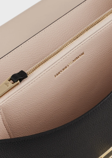 femei R802G615 geantă de umăr cu clapă cu imprimeu căprior Armani negru