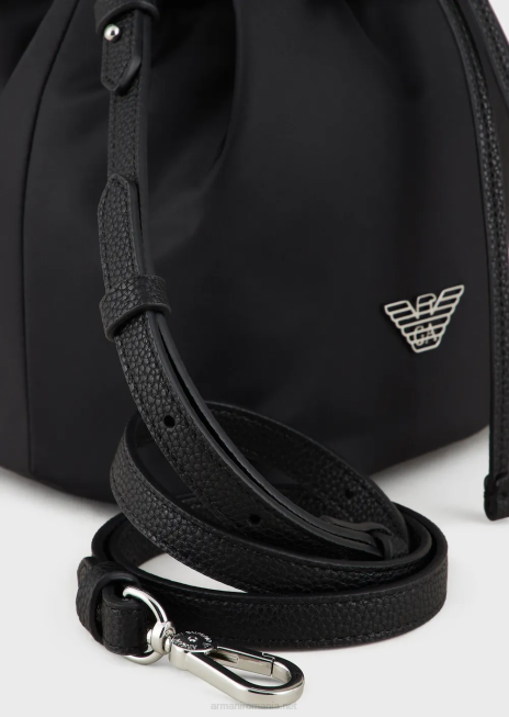 femei R802G742 geantă găleată din nailon reciclat, travel essentials Armani negru