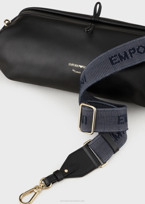 femei R802G638 geantă clutch supradimensionată din piele cu curea de umăr Armani negru